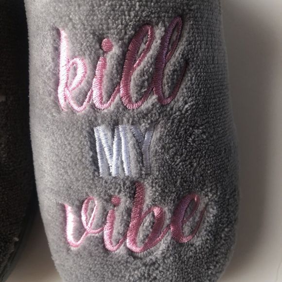 DoNut Kill My Vibe Ladies House Slippers & Socks Set - Size 8-9 Large - Picture 4 of 7